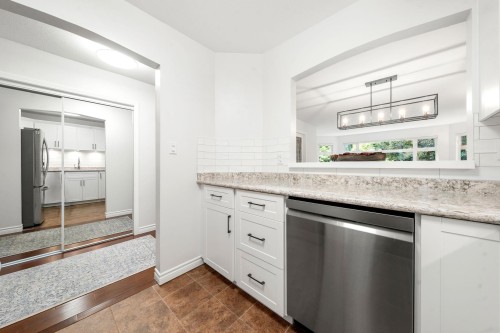 412-1220 Fir Street, White Rock, BC 