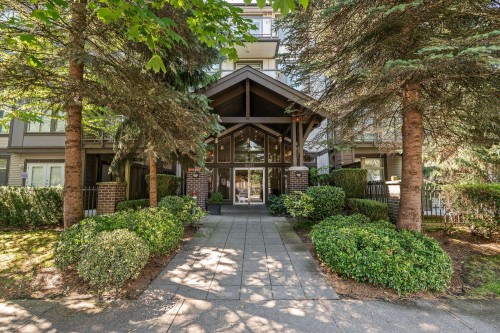 111-15322 101 Avenue  Surrey, BC V3R 4H1