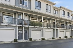 24-11556 72a Avenue Delta, BC V4C 1A9