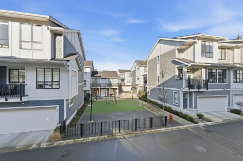 24-11556 72A Avenue, Delta, BC 