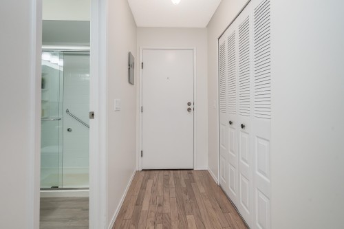 #308-20460 54 Avenue, Langley, BC 