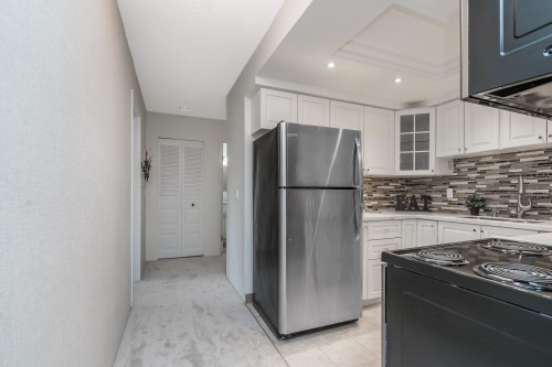 #308-20460 54 Avenue, Langley, BC 