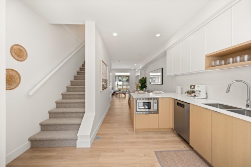 118-2350 165 Street, Surrey, BC 