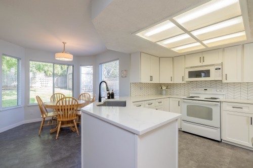 18693 56A Avenue, Surrey, BC 