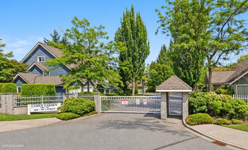 215-7838 120A Street, Surrey, BC 
