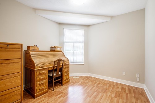 3-15425 Rosemary Heights Crescent, Surrey, BC 