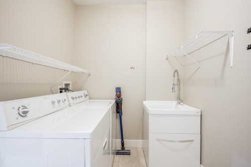 3-15425 Rosemary Heights Crescent, Surrey, BC 