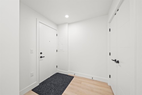 220-13455 94A Avenue, Surrey, BC 