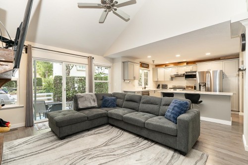 65-17097 64 Avenue, Surrey, BC 