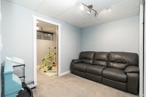 65-17097 64 Avenue, Surrey, BC 