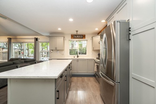 65-17097 64 Avenue, Surrey, BC 