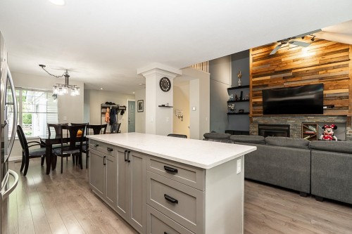 65-17097 64 Avenue, Surrey, BC 