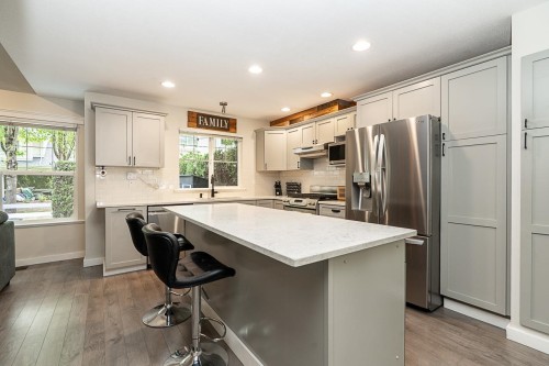 65-17097 64 Avenue, Surrey, BC 