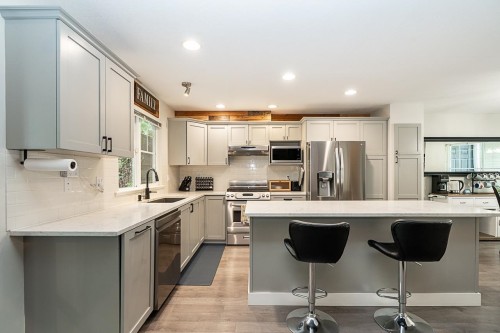 65-17097 64 Avenue, Surrey, BC 
