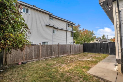 17284 61A Avenue, Surrey, BC 