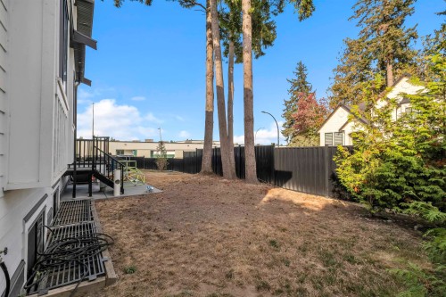 17284 61A Avenue, Surrey, BC 