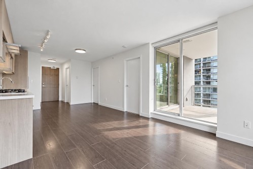 809-13750 100 Avenue, Surrey, BC 