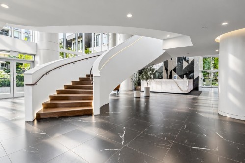 809-13750 100 Avenue, Surrey, BC 