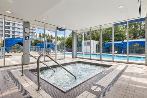 809-13750 100 Avenue, Surrey, BC 