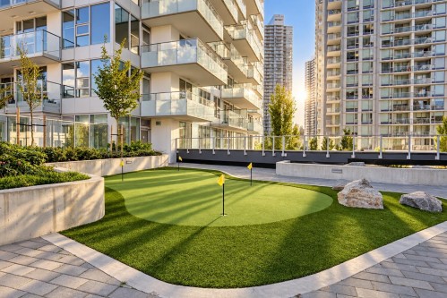 809-13750 100 Avenue, Surrey, BC 