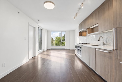 809-13750 100 Avenue, Surrey, BC 