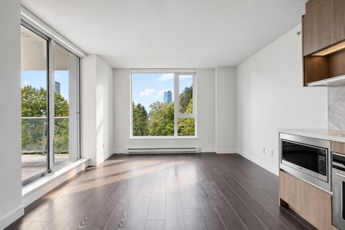 809-13750 100 Avenue, Surrey, BC 