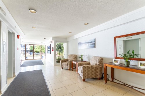 301-1561 Vidal Street, White Rock, BC 