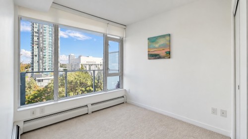 605-13350 Central Avenue, Surrey, BC 