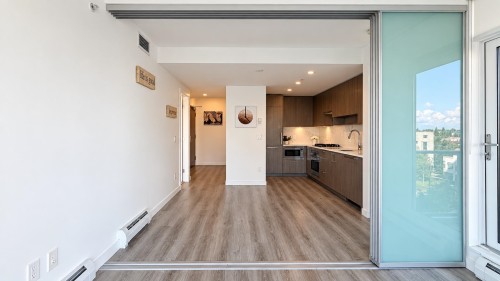 605-13350 Central Avenue, Surrey, BC 