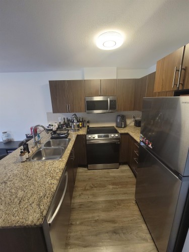 A307-8929 202 Street , Langley, BC V1M 0B4 5