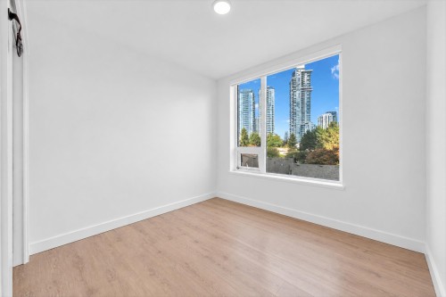202-13359 Old Yale Road, Surrey, BC 