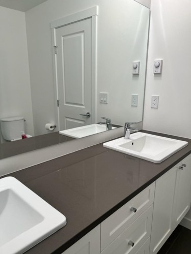 202-15815 85 Avenue, Surrey, BC 