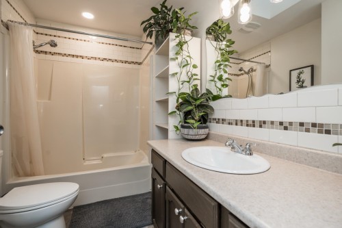 4483 208 Street, Langley, BC 