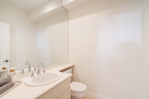 73-15715 34 Avenue, Surrey, BC 