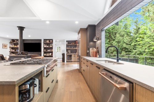 31648 Grove Avenue, Mission, BC 