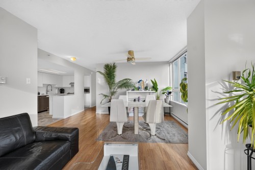 1502-10082 148 Street, Surrey, BC 