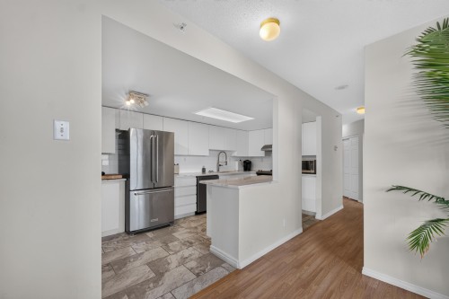 1502-10082 148 Street, Surrey, BC 