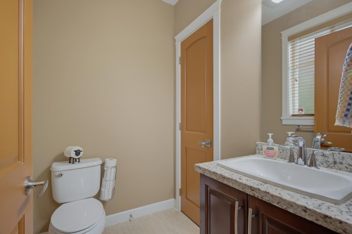 122-8068 207 Street, Langley, BC 