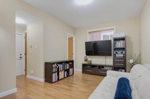 122-8068 207 Street, Langley, BC 