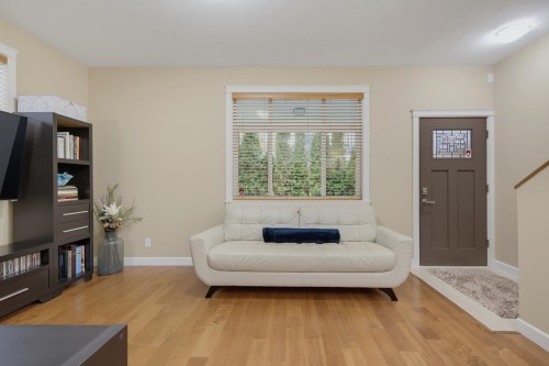 122-8068 207 Street, Langley, BC 