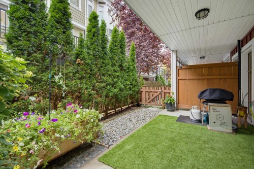 122-8068 207 Street, Langley, BC 