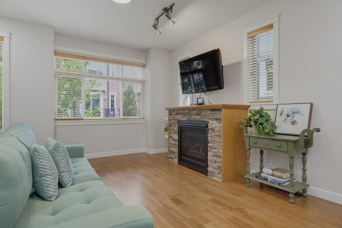 122-8068 207 Street, Langley, BC 