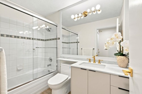 406-12160 80 Avenue, Surrey, BC 