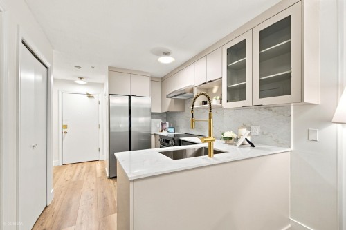 406-12160 80 Avenue, Surrey, BC 