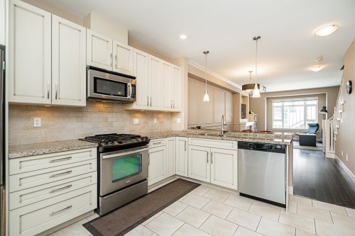 78-2979 156 Street, Surrey, BC 