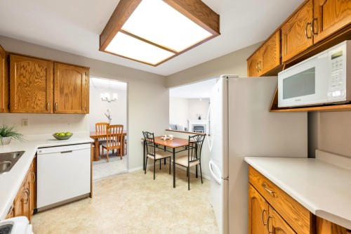205-5360 205 Street, Langley, BC 