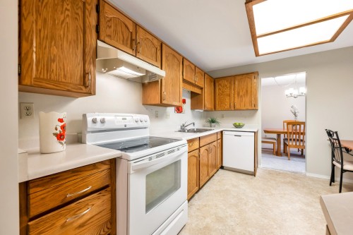 205-5360 205 Street, Langley, BC 
