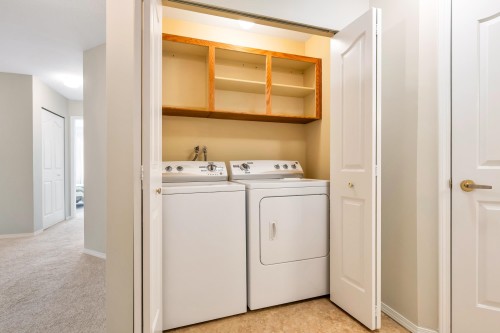 205-5360 205 Street, Langley, BC 