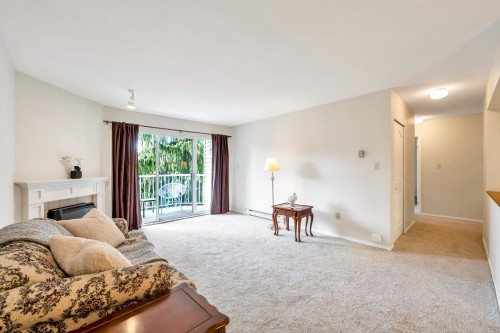 205-5360 205 Street, Langley, BC 
