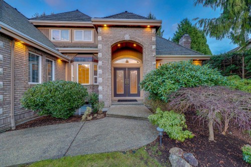 3528 Canterbury Drive, Surrey, BC 